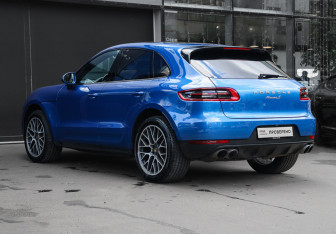 Подержанный автомобиль Porsche Macan 2015 года (6 фото)
