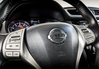 Подержанный автомобиль Nissan Qashqai 2017 года (28 фото)