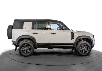 Подержанный автомобиль Land Rover Defender Suv 2020 года (4 фото)