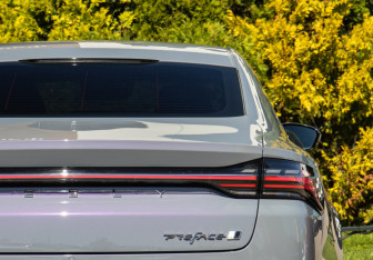 Подержанный автомобиль Geely Preface 2024 года (22 фото)