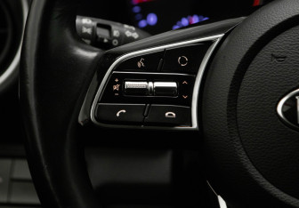 Подержанный автомобиль Kia Cerato Sedan 2021 года (12 фото)