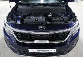 Подержанный автомобиль Kia Seltos 2021 года (9 фото)