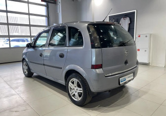Подержанный автомобиль Opel Meriva 2007 года (6 фото)