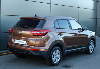 Подержанный автомобиль Hyundai Creta 2017 года (6 фото)