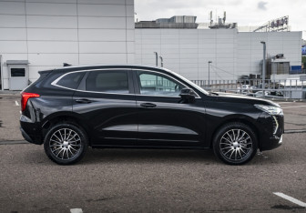 Подержанный автомобиль Haval Jolion 2023 года (4 фото)