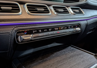 Подержанный автомобиль Mercedes-Benz GLE 2020 года (21 фото)
