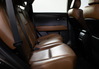 Подержанный автомобиль Lexus RX 2013 года (11 фото)