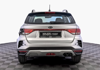 Подержанный автомобиль Kia Rio Hatchback 2021 года (6 фото)