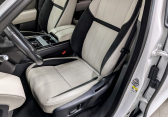Подержанный автомобиль Land Rover Range Rover Velar 2017 года (21 фото)