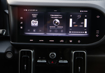 Подержанный автомобиль Haval Dargo 2023 года (17 фото)