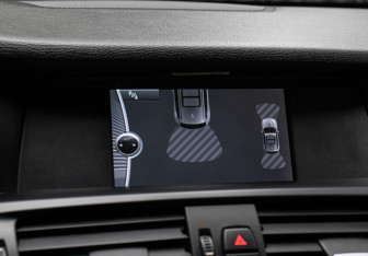 Подержанный автомобиль BMW X3 2012 года (20 фото)