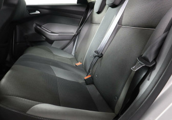 Подержанный автомобиль Ford Focus Hatchback 2014 года (9 фото)