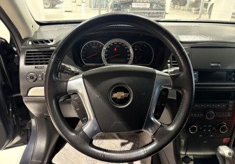 Подержанный автомобиль Chevrolet Epica 2008 года (8 фото)