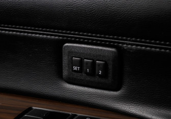 Подержанный автомобиль Nissan Teana 2010 года (15 фото)