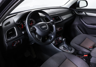 Подержанный автомобиль Audi Q3 2014 года (15 фото)