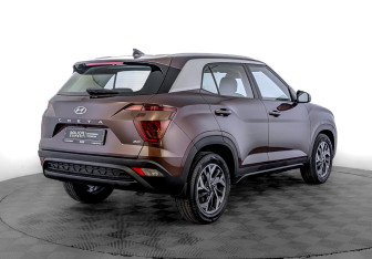 Подержанный автомобиль Hyundai Creta 2021 года (5 фото)