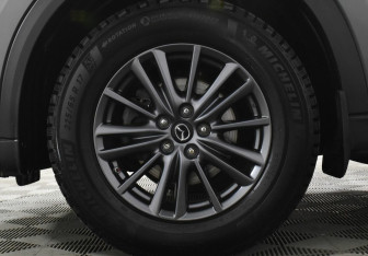 Подержанный автомобиль Mazda CX-5 2020 года (9 фото)
