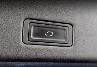 Подержанный автомобиль Omoda C5 2022 года (26 фото)