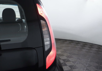 Подержанный автомобиль Kia Soul 2017 года (8 фото)