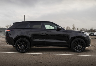 Подержанный автомобиль Land Rover Range Rover Velar 2018 года (4 фото)