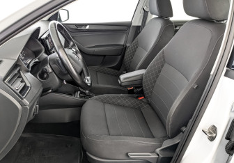 Подержанный автомобиль Skoda Rapid Liftback 2020 года (20 фото)