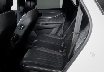 Подержанный автомобиль Jaecoo J8 2024 года (10 фото)