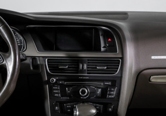 Подержанный автомобиль Audi A5 Coupe 2014 года (13 фото)