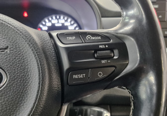 Подержанный автомобиль Kia Picanto 2017 года (24 фото)