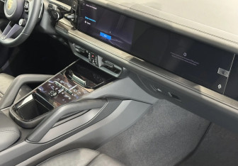 Новый Porsche Cayenne 2025 (10 фото)