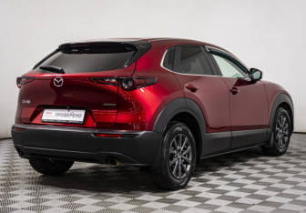 Подержанный автомобиль Mazda CX-30 2021 года (5 фото)
