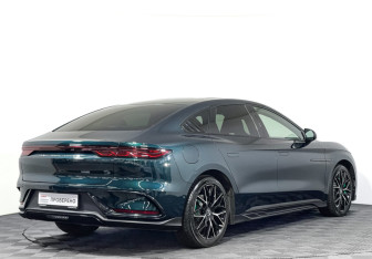 Подержанный автомобиль BYD Han 2022 года (5 фото)