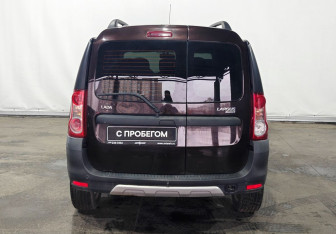 Подержанный автомобиль LADA (ВАЗ) Largus Wagon 2018 года (6 фото)