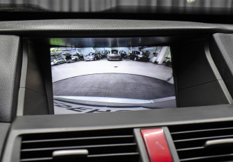 Подержанный автомобиль Honda Crosstour 2011 года (20 фото)