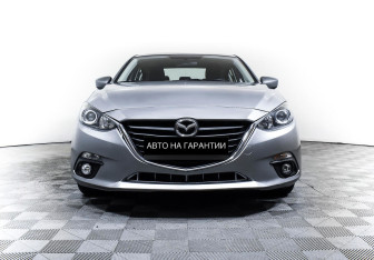 Подержанный автомобиль Mazda 3 Sedan 2015 года (2 фото)