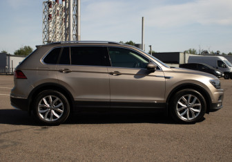 Подержанный автомобиль Volkswagen Tiguan 2017 года (4 фото)