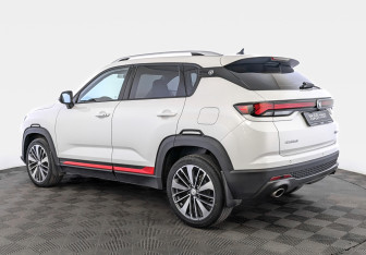 Подержанный автомобиль Changan CS35PLUS 2024 года (7 фото)