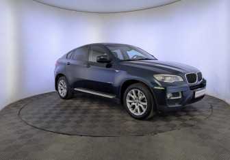 Подержанный автомобиль BMW X6 2013 года (3 фото)