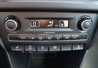 Подержанный автомобиль Skoda Rapid Liftback 2014 года (19 фото)