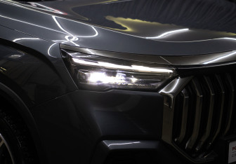 Подержанный автомобиль Geely Okavango 2024 года (24 фото)