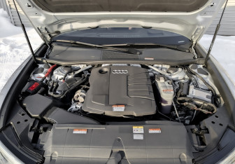 Подержанный автомобиль Audi A6 Sedan 2022 года (9 фото)