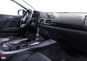 Подержанный автомобиль Mazda 3 Sedan 2014 года (9 фото)