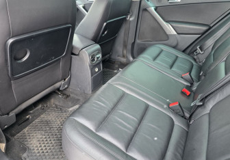 Подержанный автомобиль Volkswagen Tiguan 2009 года (10 фото)