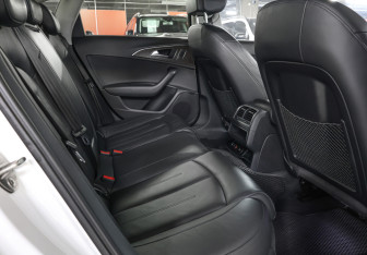 Подержанный автомобиль Audi A6 Sedan 2013 года (12 фото)