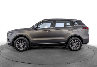 Подержанный автомобиль Geely Atlas Pro 2022 года (8 фото)