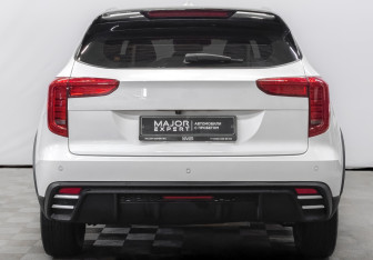 Подержанный автомобиль Haval Jolion 2024 года (6 фото)