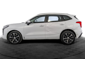 Подержанный автомобиль Haval Jolion 2022 года (8 фото)