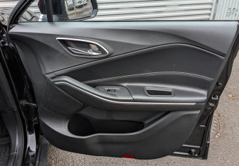 Подержанный автомобиль Москвич 3 2023 года (22 фото)