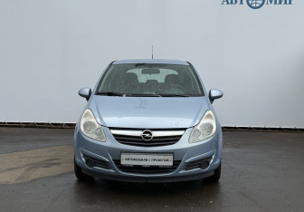 Подержанный автомобиль Opel Corsa 2007 года (2 фото)