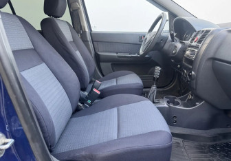 Подержанный автомобиль Hyundai Getz 2007 года (10 фото)