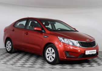 Подержанный автомобиль Kia Rio Sedan 2013 года (3 фото)